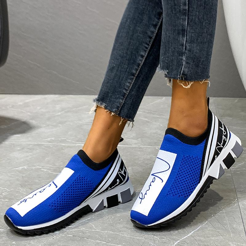New Men Shoes Slip-On Loafers Walking Men Sneakers Breathable Sock Men Casual Shoes Trainers Brand Sneakers Chaussure Homme